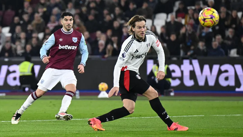 Trận đấu giữa West Ham và Fulham - "West Ham" vs Trận đấu giữa West Ham và Fulham - "West Ham" vs